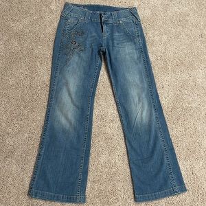 Womens Vigoss jeans.